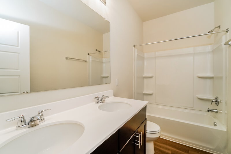1,790/Mo, 200 Cobb Branch Dr Maxwell, TX 78656 Bathroom View