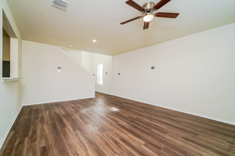 1,830/Mo, 176 Cobb Branch Dr Maxwell, TX 78656 Living Room View