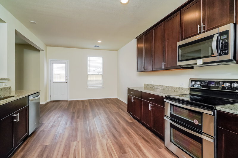 1,830/Mo, 176 Cobb Branch Dr Maxwell, TX 78656 Kitchen View