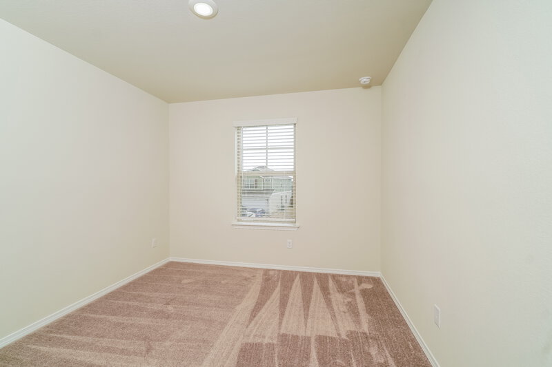 1,830/Mo, 176 Cobb Branch Dr Maxwell, TX 78656 Bedroom View