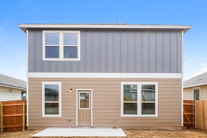1,830/Mo, 176 Cobb Branch Dr Maxwell, TX 78656 Rear View
