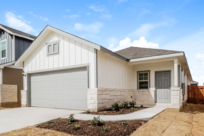 1,790/Mo, 170 Cobb Branch Dr Maxwell, TX 78656 Front View