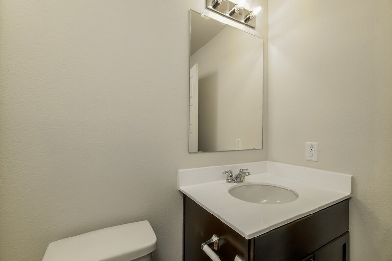 1,830/Mo, 162 Cobb Branch Dr Maxwell, TX 78656 Bathroom View