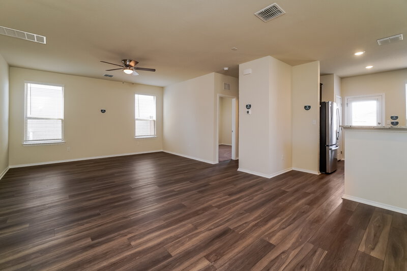 1,940/Mo, 156 Cobb Branch Dr Maxwell, TX 78656 Living Room View