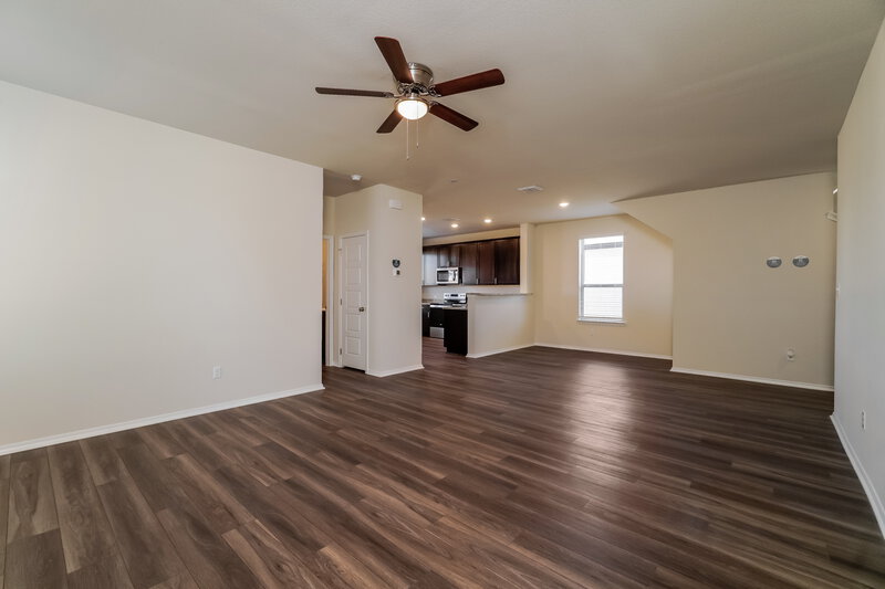 1,940/Mo, 156 Cobb Branch Dr Maxwell, TX 78656 Living Room View 2