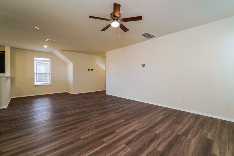 1,940/Mo, 156 Cobb Branch Dr Maxwell, TX 78656 Dining Room View