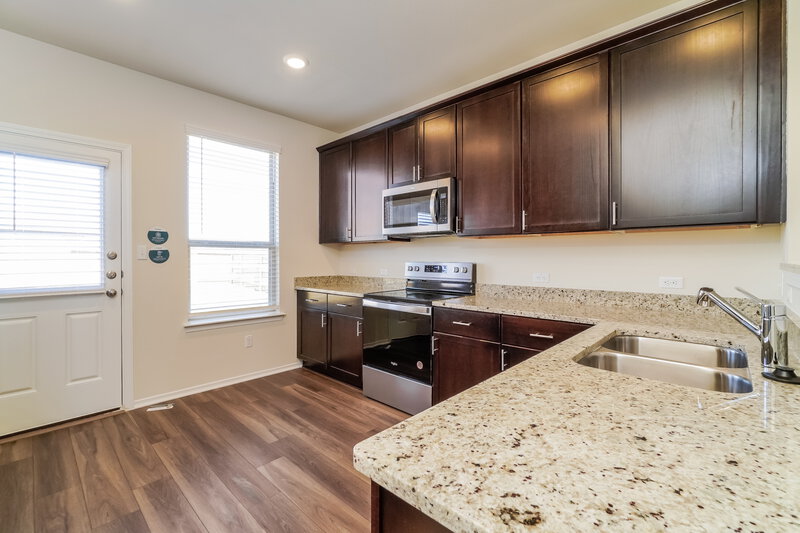 1,940/Mo, 156 Cobb Branch Dr Maxwell, TX 78656 Kitchen View