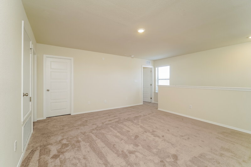1,940/Mo, 156 Cobb Branch Dr Maxwell, TX 78656 Loft View