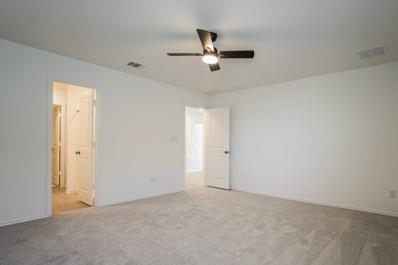 2,590/Mo, 204 Dragonfly Park Hutto, TX 78634 Main Bedroom View