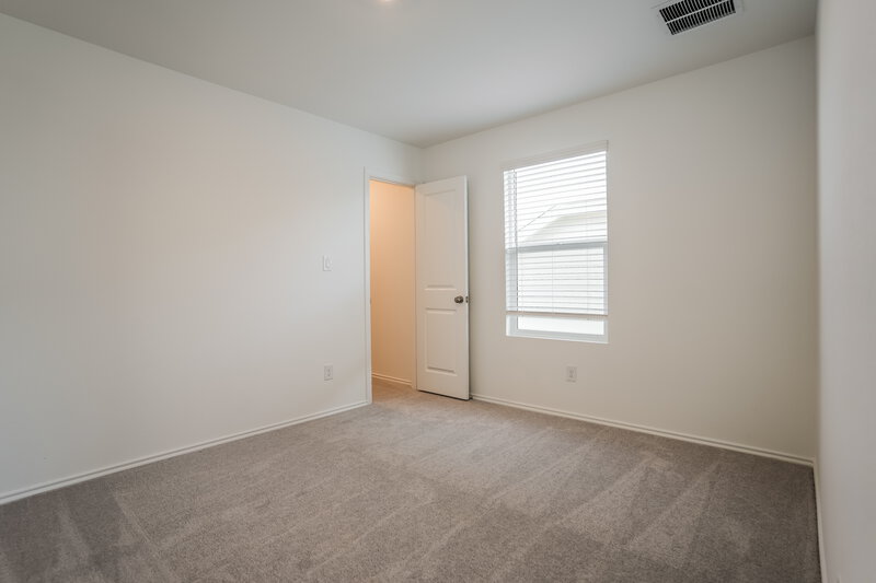 2,590/Mo, 204 Dragonfly Park Hutto, TX 78634 Bedroom View 3