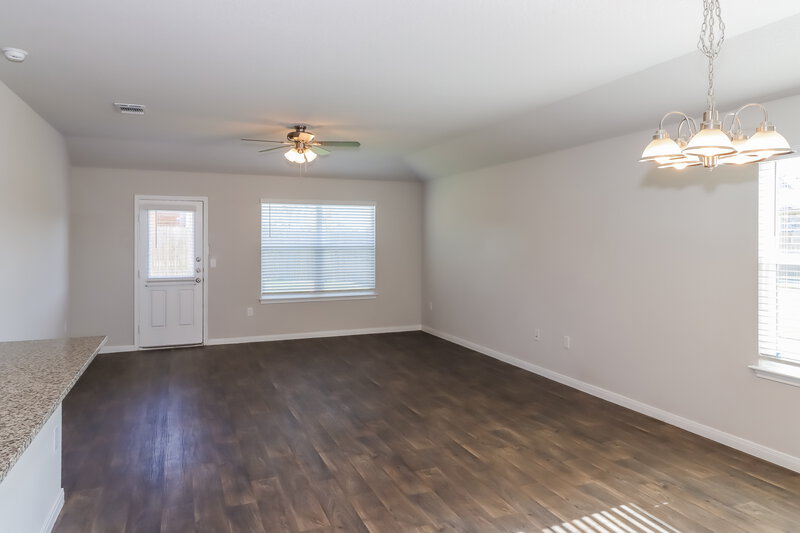 2,235/Mo, 307 Marimoor Dr Hutto, TX 78634 Living Room View
