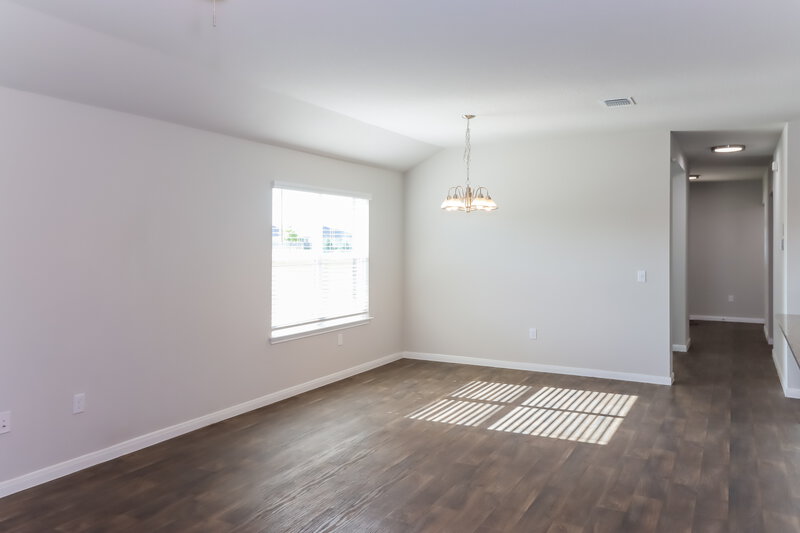 2,235/Mo, 307 Marimoor Dr Hutto, TX 78634 Dining Room View