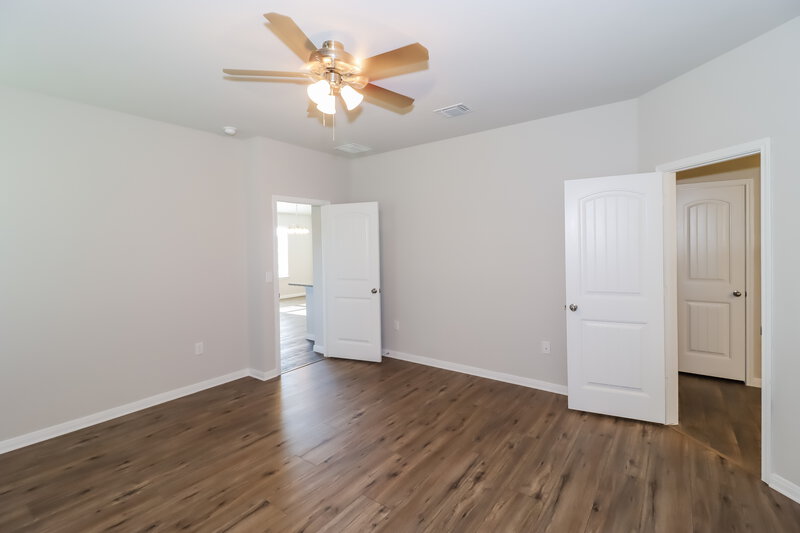 2,235/Mo, 307 Marimoor Dr Hutto, TX 78634 Main Bedroom View 2
