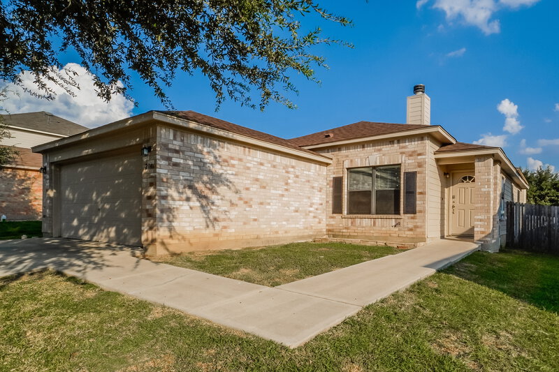 1,805/Mo, 204 Calixto Ct San Marcos, TX 78666 Front View