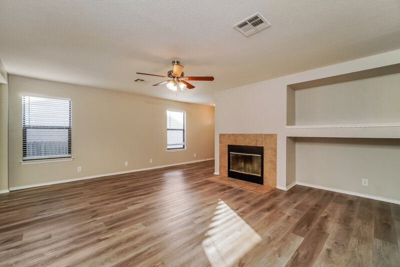 1,805/Mo, 204 Calixto Ct San Marcos, TX 78666 Living Room View 2