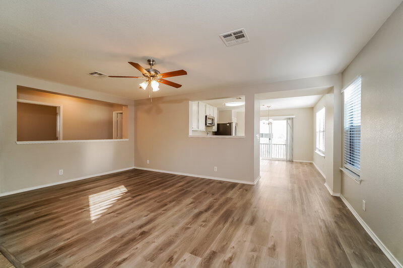 1,805/Mo, 204 Calixto Ct San Marcos, TX 78666 Living Room View 3
