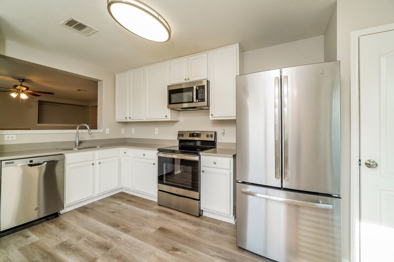 1,805/Mo, 204 Calixto Ct San Marcos, TX 78666 Kitchen View
