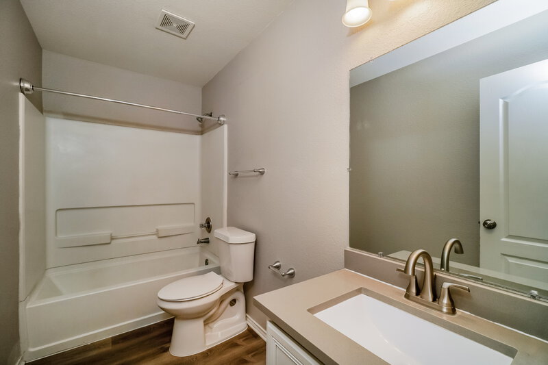 1,805/Mo, 204 Calixto Ct San Marcos, TX 78666 Bathroom View