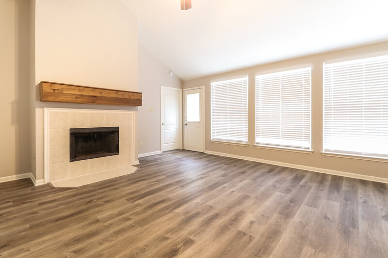 2,265/Mo, 3723 Eagles Nest St Round Rock, TX 78665 Living Room View
