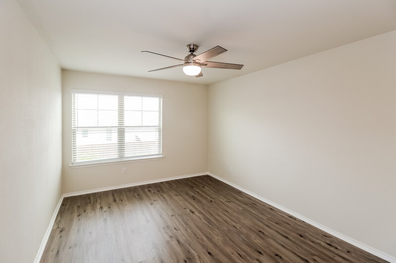 2,095/Mo, 492 Perryville Loop Liberty Hill, TX 78642 Bedroom View 4