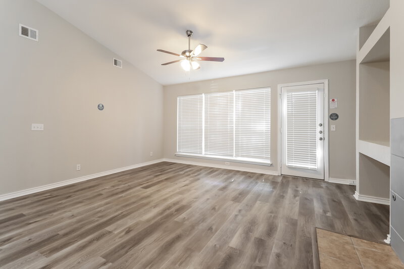 2,275/Mo, 2608 Hill Street Cove Round Rock, TX 78664 Living Room View 3