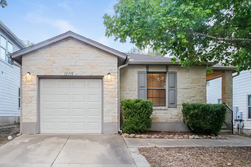 1,560/Mo, 13710 Merseyside Dr Pflugerville, TX 78660 External View