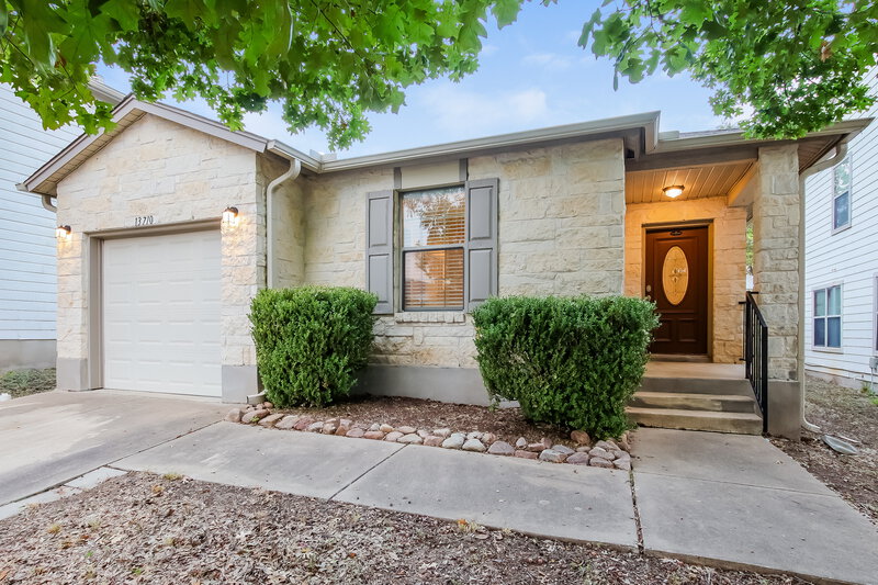 1,560/Mo, 13710 Merseyside Dr Pflugerville, TX 78660 Front View