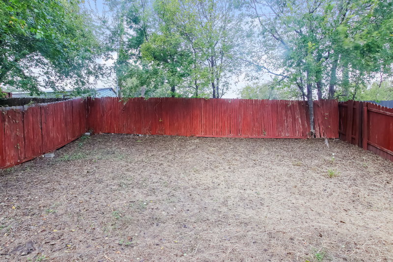 1,560/Mo, 13710 Merseyside Dr Pflugerville, TX 78660 Backyard View