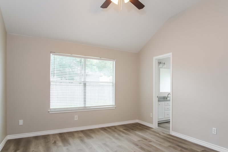 1,830/Mo, 104 Winecup Path Cedar Creek, TX 78612 Bedroom View 3