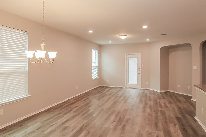 2,335/Mo, 445 Sheepshank Dr Georgetown, TX 78633 Dining Room View