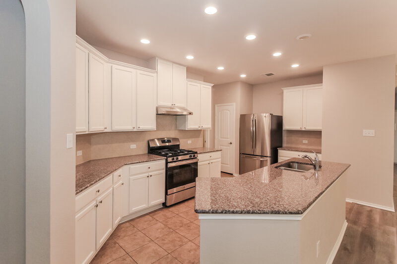 2,335/Mo, 445 Sheepshank Dr Georgetown, TX 78633 Kitchen View