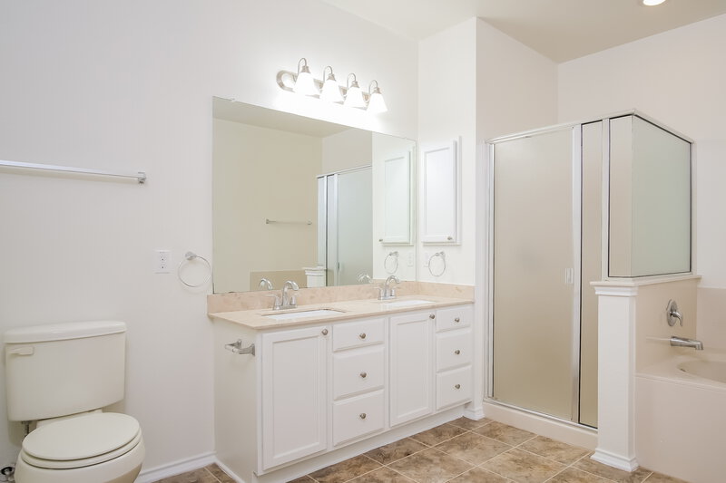 2,305/Mo, 1505 Verdana Dr Austin, TX 78753 Main Bathroom View