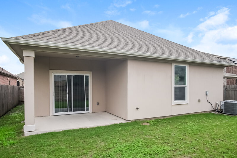 2,305/Mo, 1505 Verdana Dr Austin, TX 78753 Rear View