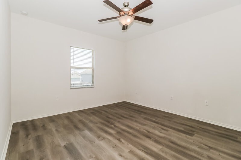1,825/Mo, 13108 Foreston Dr Austin, TX 78754 Main Bedroom View 2