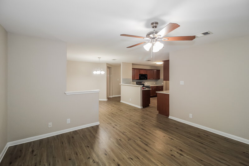 1,915/Mo, 212 Adriana Ln Hutto, TX 78634 Living Room View