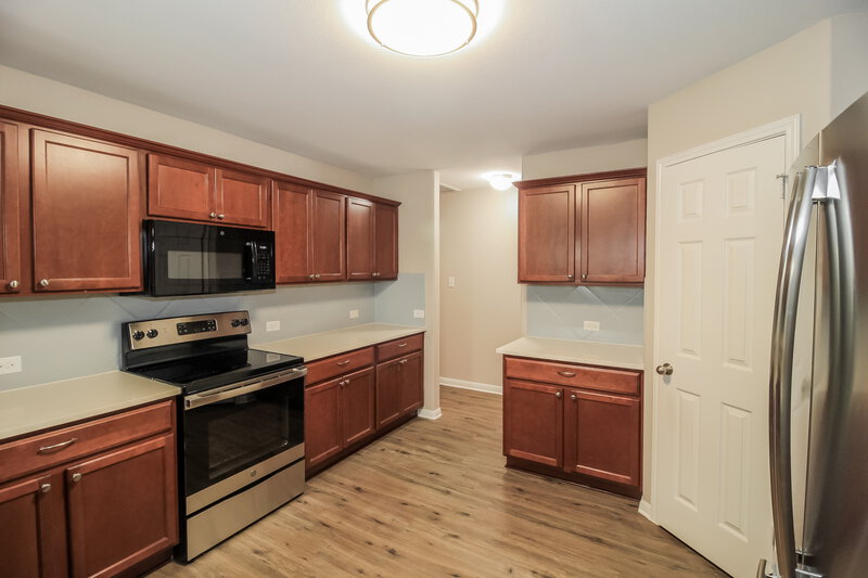 1,915/Mo, 212 Adriana Ln Hutto, TX 78634 Kitchen View 2