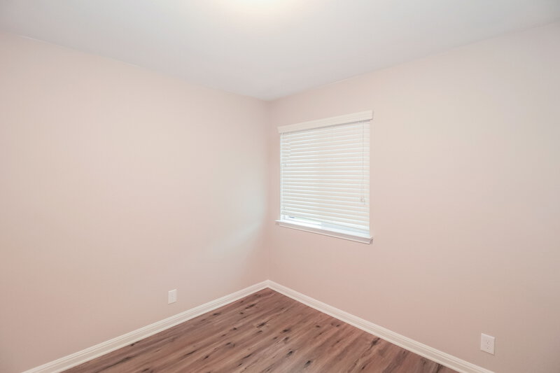 1,915/Mo, 212 Adriana Ln Hutto, TX 78634 Bedroom View 2
