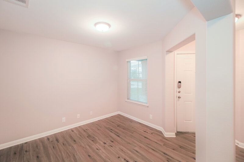 1,915/Mo, 212 Adriana Ln Hutto, TX 78634 Bedroom View 4
