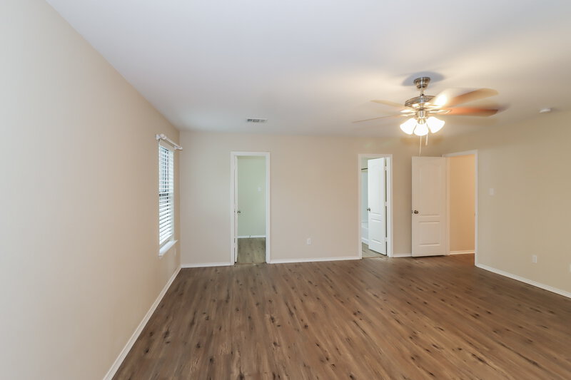 2,905/Mo, 300 Cliffwood Dr Georgetown, TX 78633 Main Bedroom View