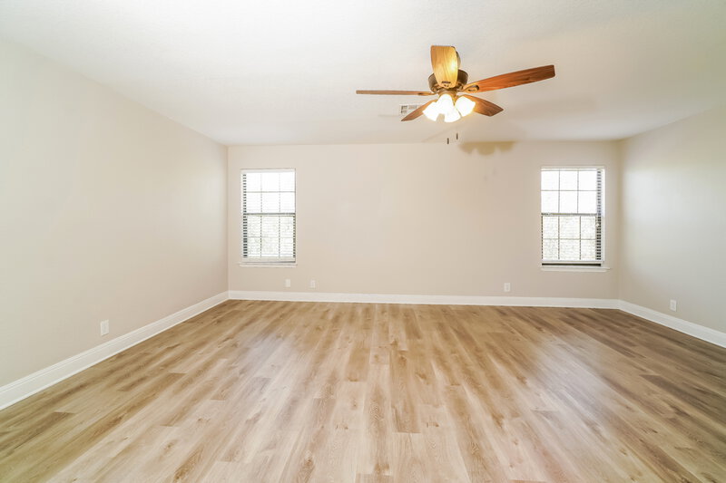 2,050/Mo, 101 Cermeno Cove Kyle, TX 78640 Main Bedroom View