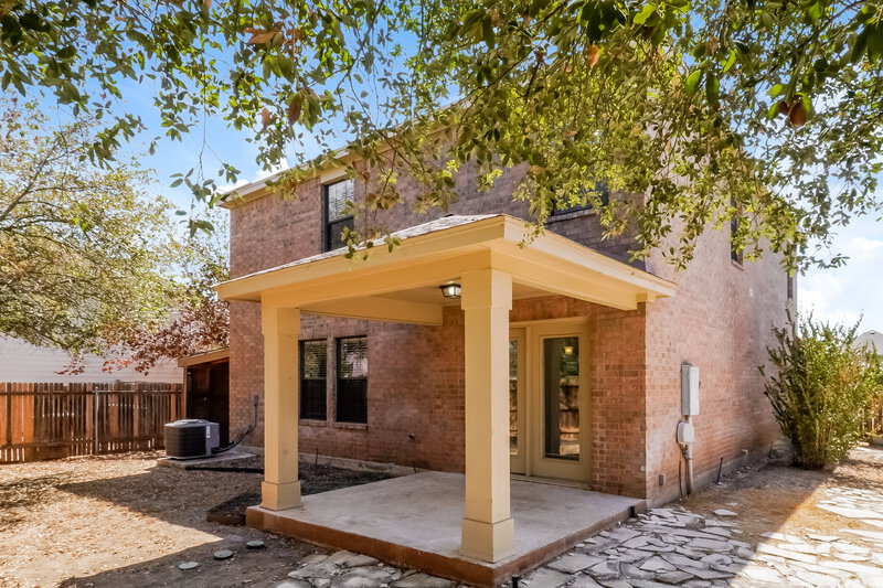 2,050/Mo, 101 Cermeno Cove Kyle, TX 78640 Rear View 2