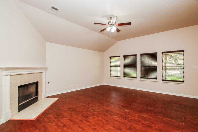 1,905/Mo, 1105 Wigwam Leander, TX 78641 Living Room View