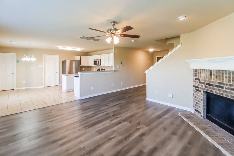 2,005/Mo, 175 Meadowlark Ln Kyle, TX 78640 Dining Room View