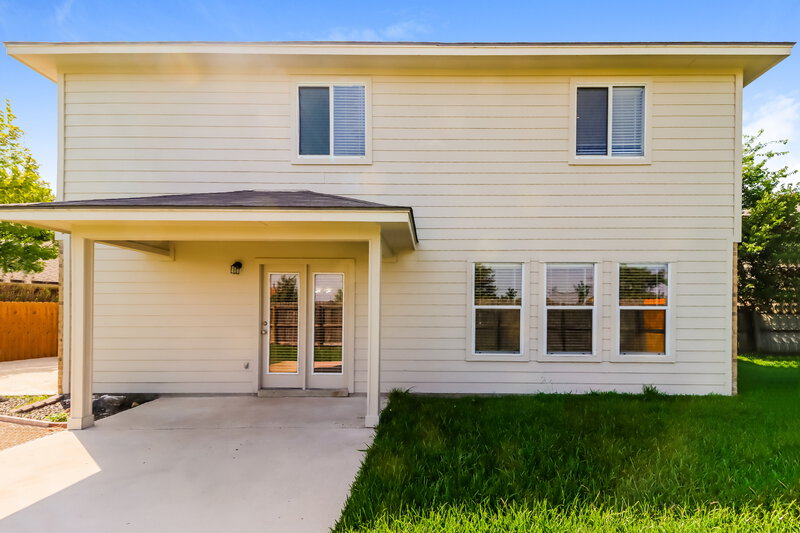 2,005/Mo, 175 Meadowlark Ln Kyle, TX 78640 Rear View