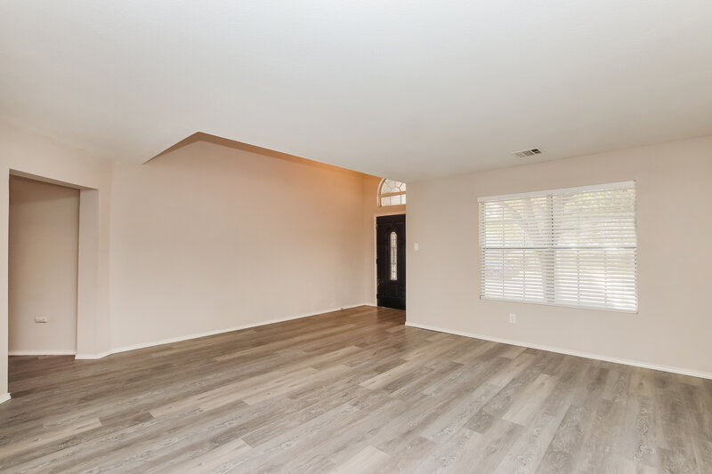 1,720/Mo, 1504 Lorson Loop Round Rock, TX 78665 Living Room View