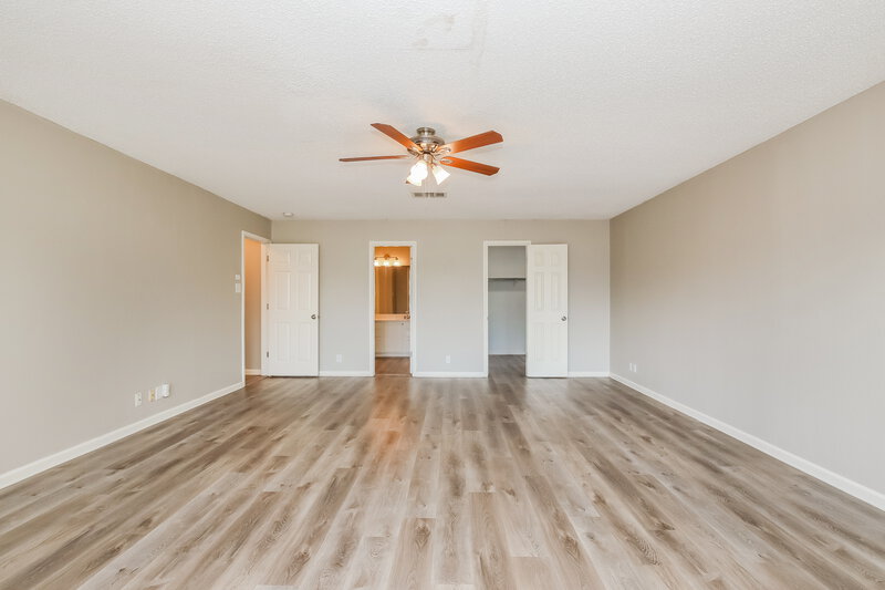 1,840/Mo, 1232 Dexford Dr Austin, TX 78753 Main Bedroom View