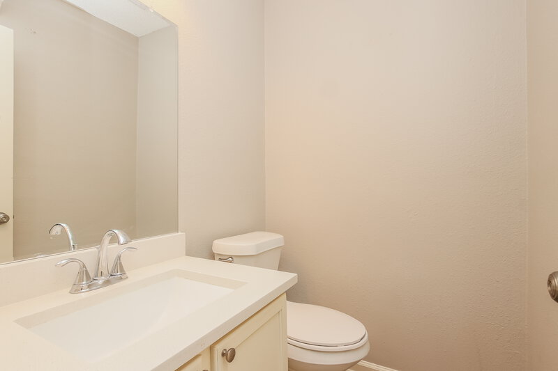 1,840/Mo, 1232 Dexford Dr Austin, TX 78753 Powder Room View