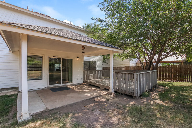 1,840/Mo, 1232 Dexford Dr Austin, TX 78753 Rear View 2