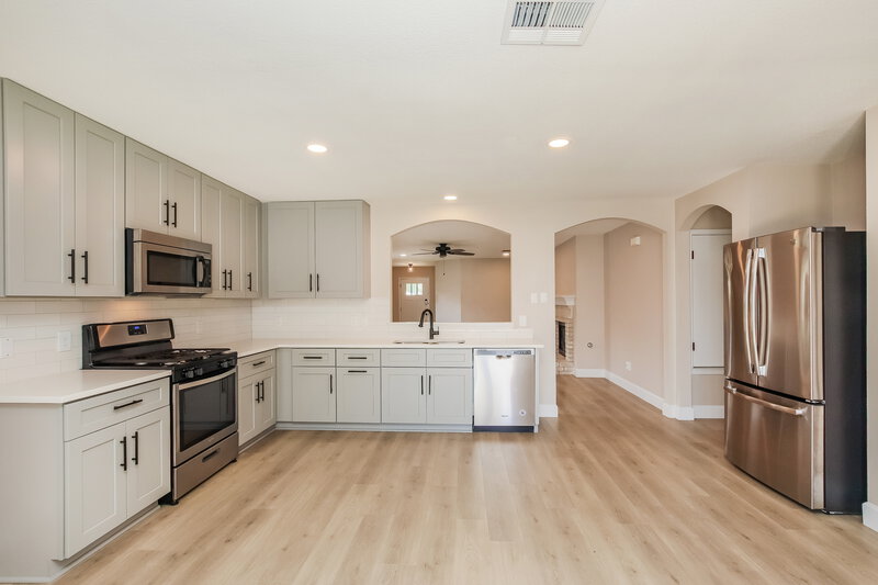 2,520/Mo, 1210 Dayton Dr Round Rock, TX 78665 Kitchen View 2