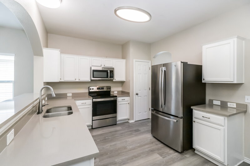 1,765/Mo, 11607 Morgans Point St Manor, TX 78653 Kitchen View 2